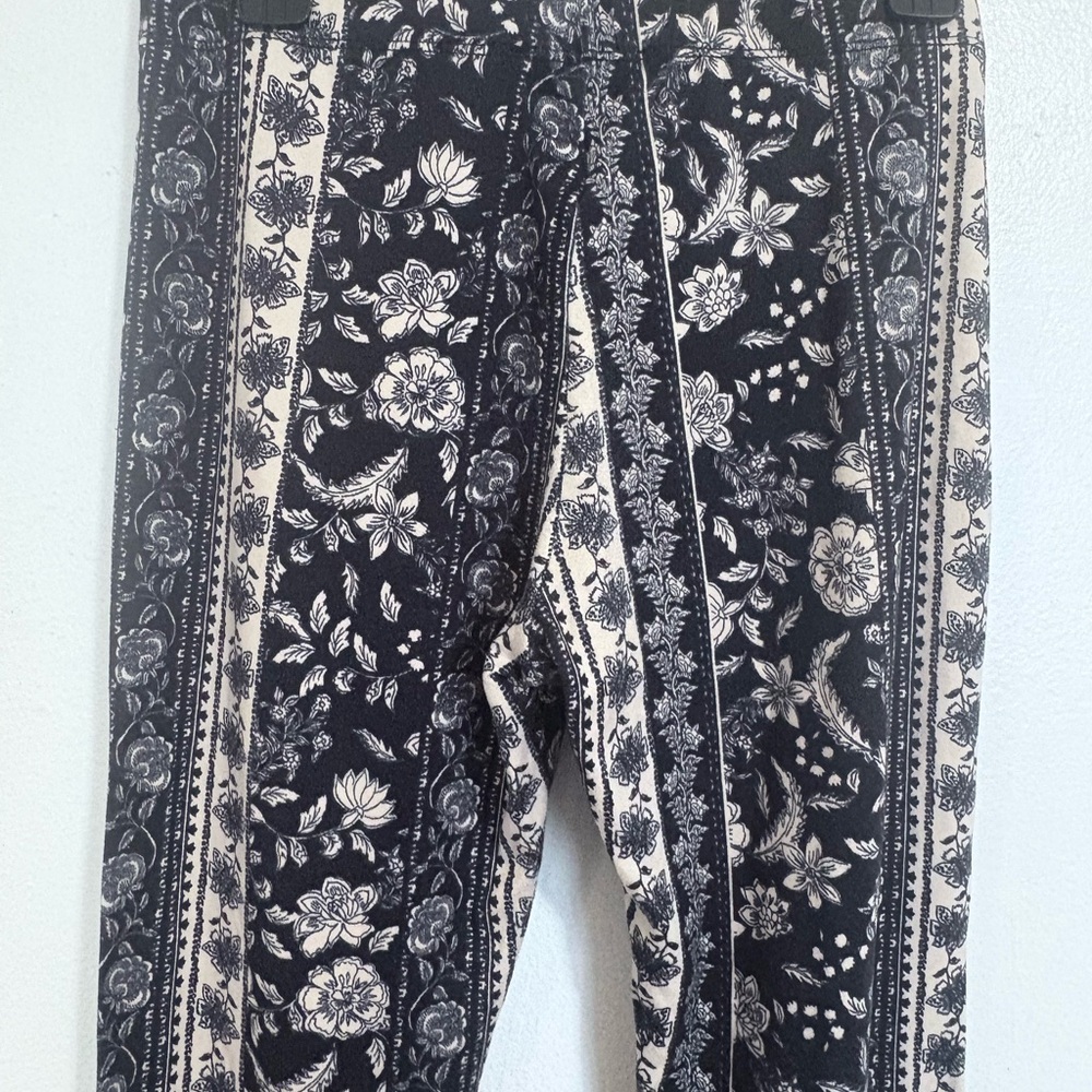 Flared leggings - Picture 3 of 6